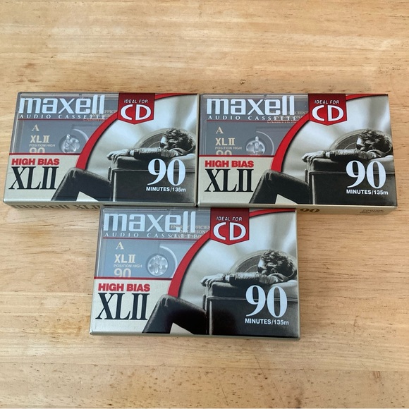 Maxell Audio Cassettes 90 Min High Bias XLII Type II 3 Tapes - Picture 2 of 4